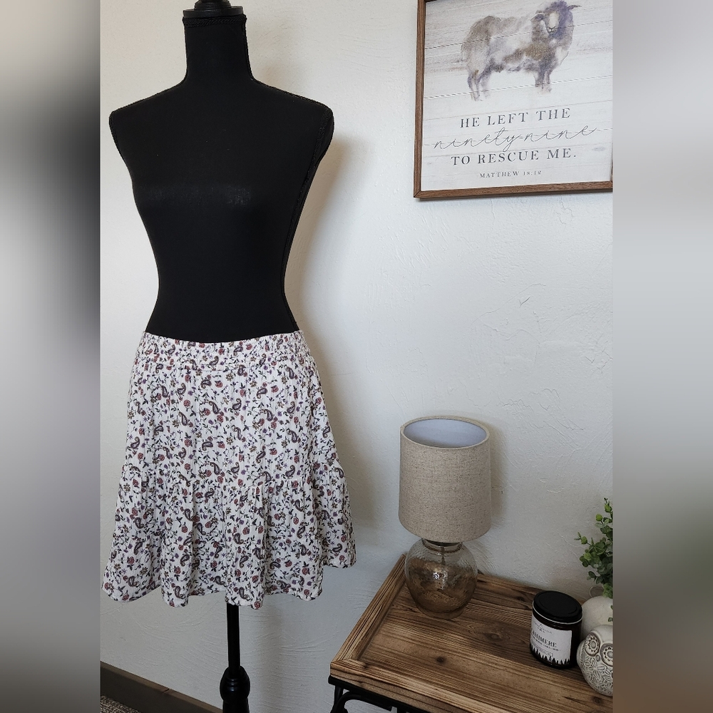 HOLLISTER ULTRA HIGH-RISE FLORAL SKIRT